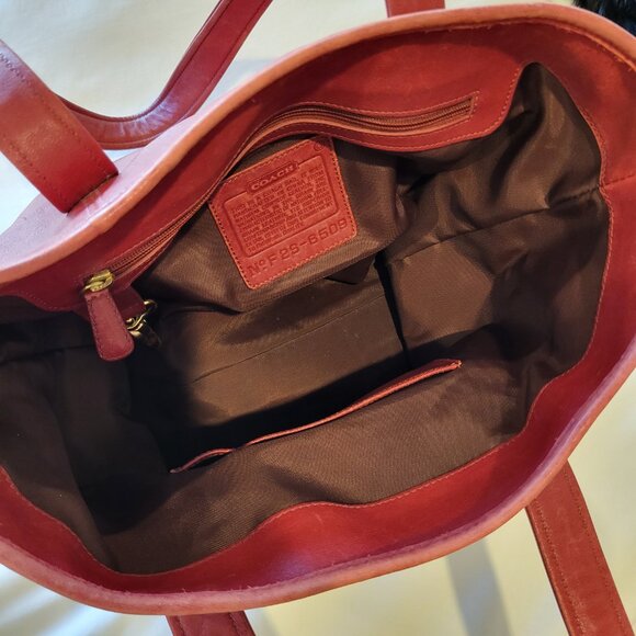 Coach Bag - Picture 3 of 4